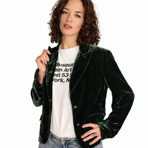 Tahari green velvet blazer jacket. Size L